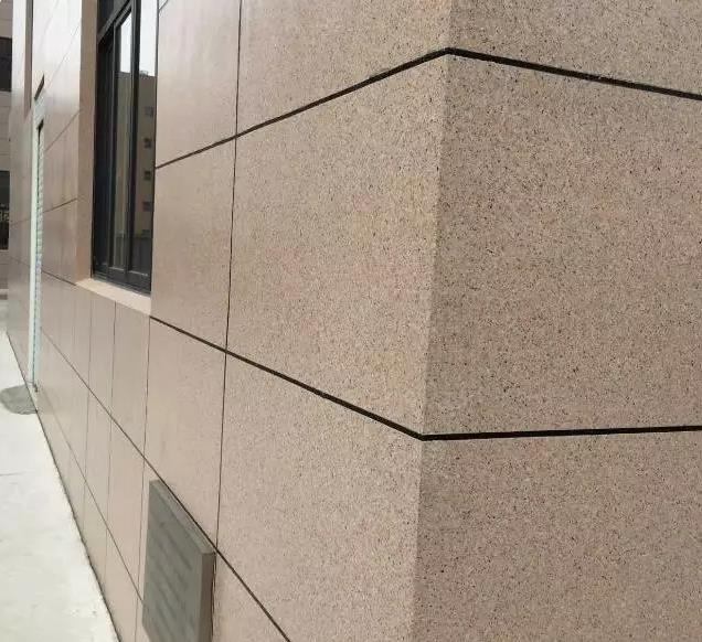 水包水水包砂在舊墻面上施工，該怎么處理？